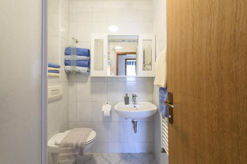 Apartments Luka - Trogir, Marina 150M From The Beach Exterior photo